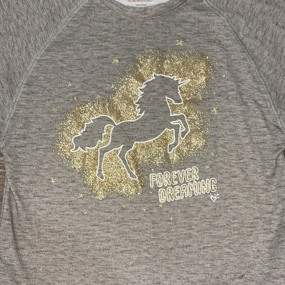 Girls long sleeve shirt Justice brand with sparkly unicorn outline size 8